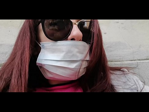 ❤️ Nicoletta es venja del seu veí i fa pipí al seu garatge (Quarentena italiana especial Covid19) ❌ Porno al ca.dewporn.ru ﹏