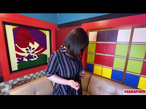 ❤️ Una maca japonesa de grans tetes es masturba amb joguines sexuals i té un orgasme. Ella parla en una entrevista de la seva putada experiència. Tetes enormes i cony pelut gemegant fort. Osakaporn ❌ Porno al ca.dewporn.ru ﹏